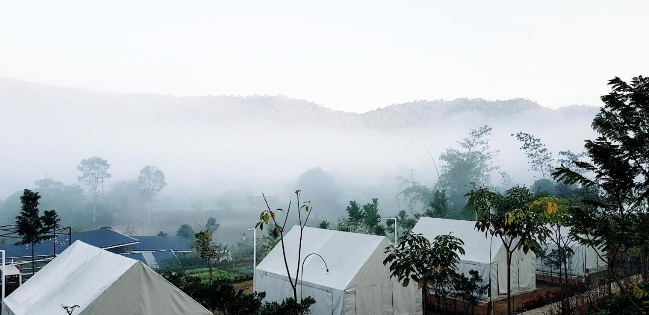 Lys I Dalen Resort&Camping Khao Kho Esterno foto